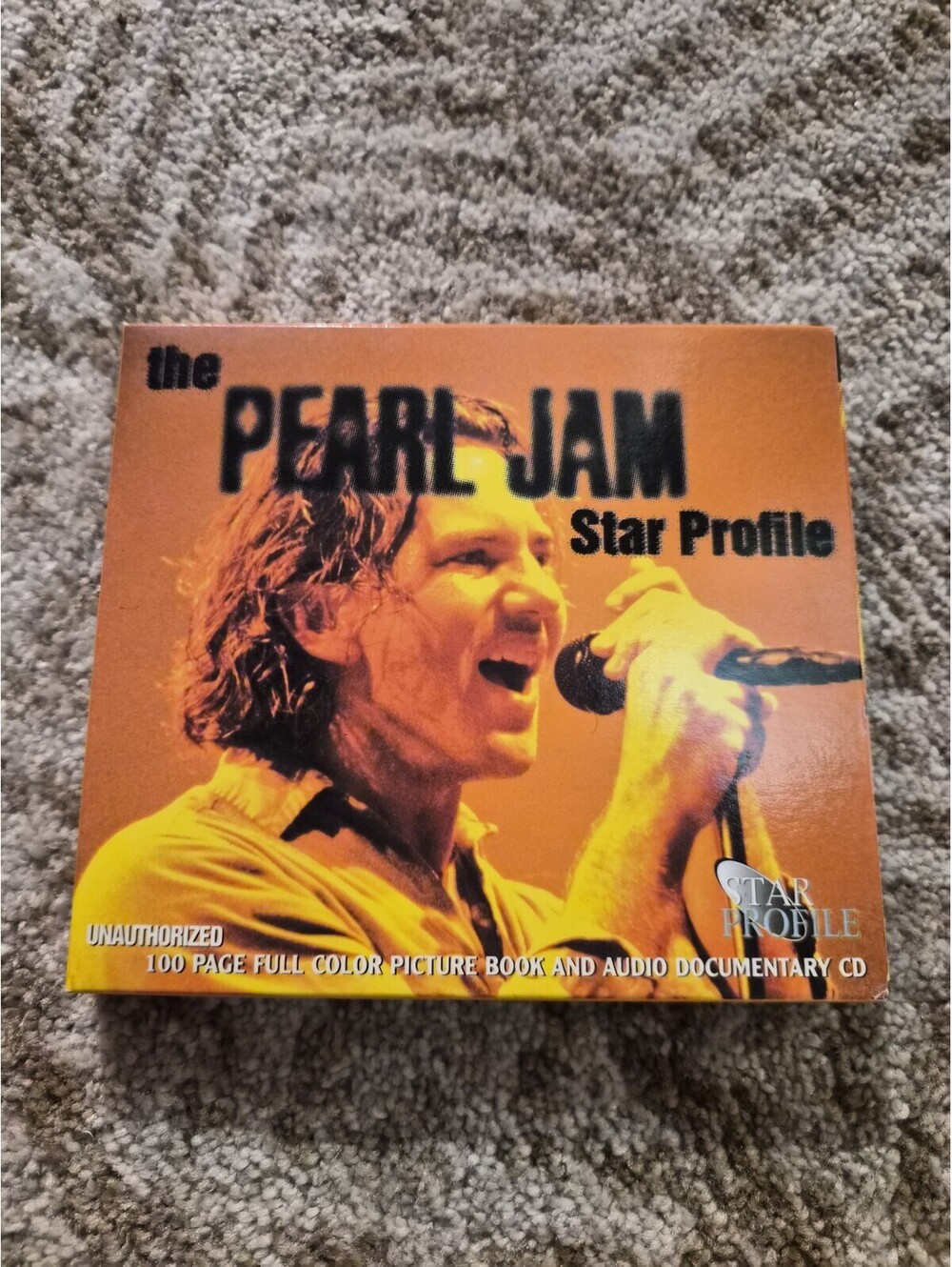The Pearl Jam Star Profile CD GERMANY RARE Rock 1997  With 100 Pages Booklet